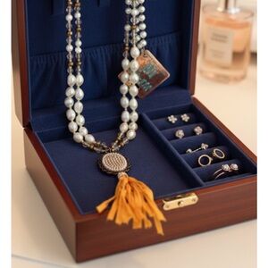 Nwt Chic Beaded Necklace with Tassel and faux pearls